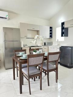 Portmore - Phoenix Park Village - Gated Homes with 24hrs - 0