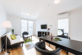 Vienna Mainstation - 10 Minutes to Citycenter - Apartments with Aircondition - Vienna - 0