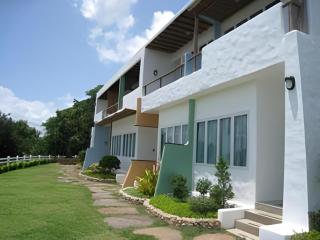 Balcony Hill Resort - 7