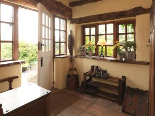 Summerhill Cottage - 2