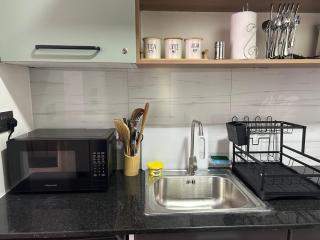 GeeRuh Homes- Urban edge, restful nights - 1