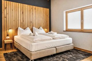 CHEZ NOUS - Design Apartment with Balcony & View by AlpenLuxus Collection - 1
