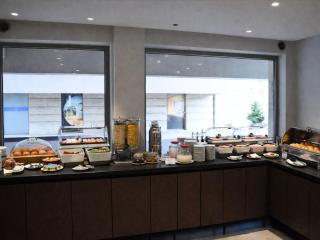 Fontana Hotel & Gastronomy - Budva - 8