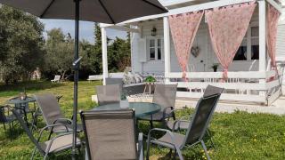 VINTAGE cottage by the sea - 1