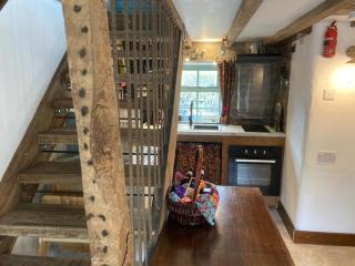 THE OLD CART HOUSE, pet friendly cottage in Garsdale near Sedbergh - 1
