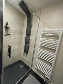 Jacquart cocon plaisir avec balnéo proche centre - 6