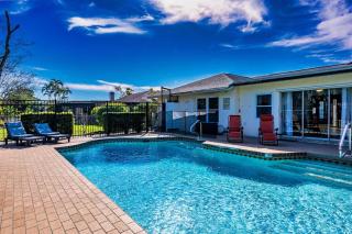 3BR Family Pool Oasis - 15 Min to Anna Maria Island - Bradenton - 2