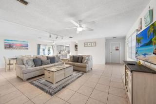 Coastal 3BR Home Minutes from Anna Maria Island - 4
