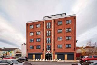 Stylish 2 Bed Apartment in Hull City Centre, Perfect for business & Contractors, Free Parking! - 3