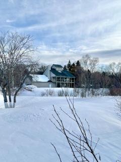 Private Lake Superior Luxury Beachfront Escape - 1