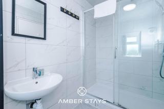 Spacious 4 Bed House in Birmingham City Centre, Ideal for long term with Free Parking! - Birmingham - 3