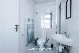Spacious 4 Bed House in Birmingham City Centre, Ideal for long term with Free Parking! - 3