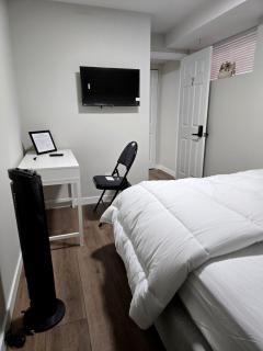 Hibiscus Suite - 5