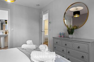 Spacious 5 Bed House in Reading by Amber Stays, Perfect for Business & Contractors, Sleeps 12 - Reading - 3