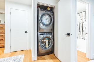 Executive Basement suite - 7
