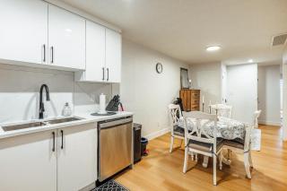 Executive Basement suite - 1