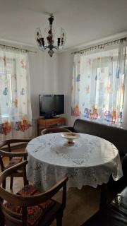 Apartament w Karkonoszach z widokiem na Zamek Chojnik - 2
