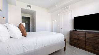 Landing Beautiful 1BD Gym Clubhouse - 4