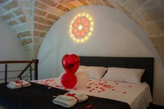 Hesperia Suite - Jacuzzi & Garden - 8