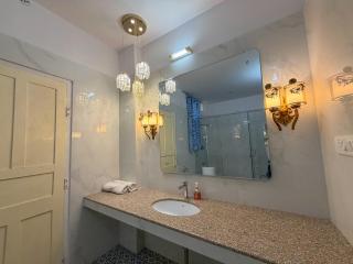 Hotel Karni Niwas - 2