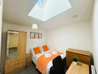 3 Bedroom Central Apt Next to Royal Mile & Edinburgh Castle - 2