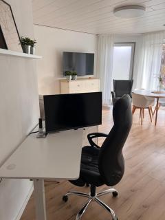 Ferienwohnung Am Bahnhof - Self Check-in - Terrasse - 5