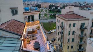 Zisa Top Romantic Terrace & Private outdoor Jacuzzi - 3