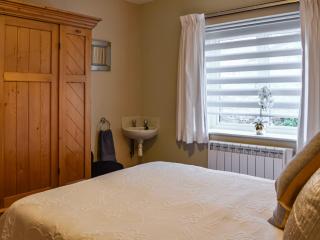 Riverbank Cottage - 2