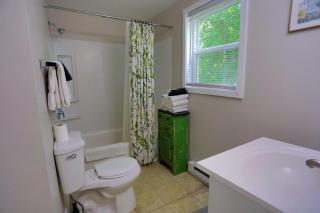 Harpers Ferry Hilltop Retreat Rustic Charm - 5