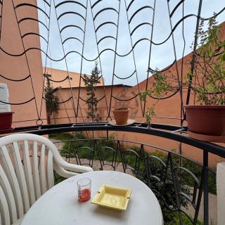 Cosy studio climatisé avec balcon calme & élégant - 6
