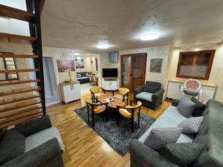 Downtown Budva Newly Renovated Apartment - 0
