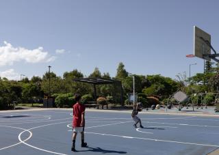 Marina-Side Living, Walk to Cafes, Parks & Water - Kids love the Pool - 1