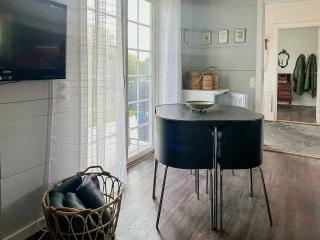 House By Stream With Jetty And Apples In Löa - 3