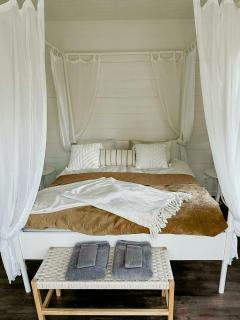 House By Stream With Jetty And Apples In Löa - 2