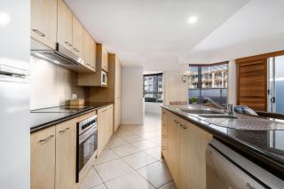 Rolling Surf Resort - 2