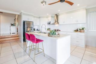 Amore Holiday House - 8