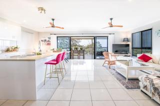 Amore Holiday House - 5