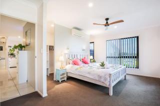 Amore Holiday House - 6