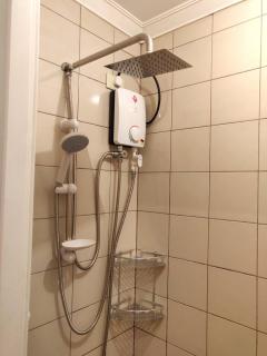 Studio Unit at the center of Alabang - Manila - 4