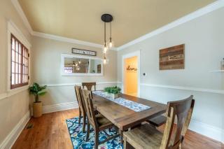 Historic Family Home Next To College and Lake CDA - 2