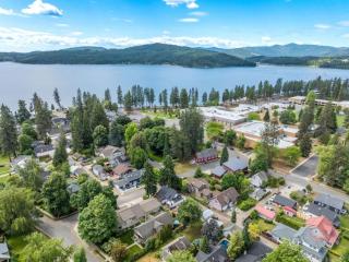 Historic Family Home Next To College and Lake CDA - 7