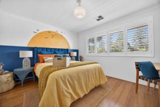 Coastal Haven Residence Shared with Private Guest Retreat - 2