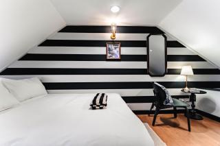 Hidden Oasis House in Bangkok Chinatown Self Check-in - 7