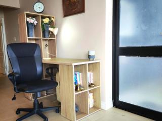 Sugar Beach Cottage, Sleeps 2 with sea view, central Gordons Bay - 2