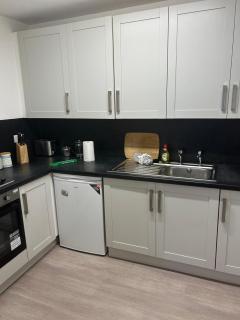 Central, Cafe society around the corner, Barony Street Apartment - 6