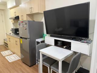 Lumiere Cozy Condo - 2