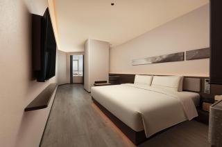 Atour Origin Hotel Baoneng City Urumqi Station - 2