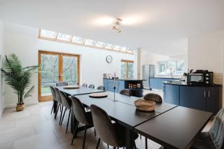 Modern 6 Bedroom home by 53 Degrees Property in Cheshire sleeps 12 - 7