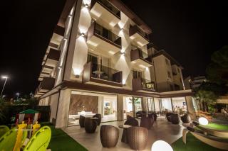 Hotel Pineta Mare - Lido di Camaiore - 0