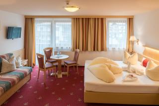 Hotel Pinzger Tux - 4